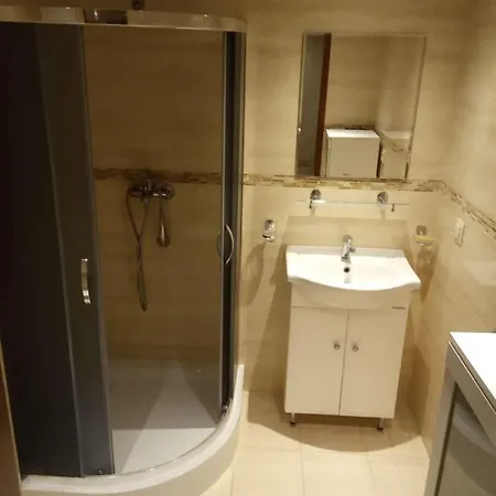 Amber Penthouse *